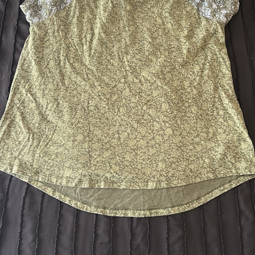 Lucky Brand Green Floral Women's Top - Picture 8 of 8